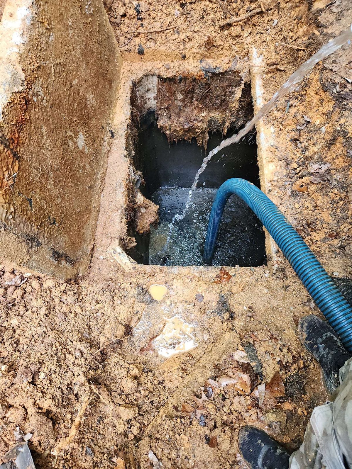 SFI Environmental crew performing septic and wastewater work at a job site in North Alabama