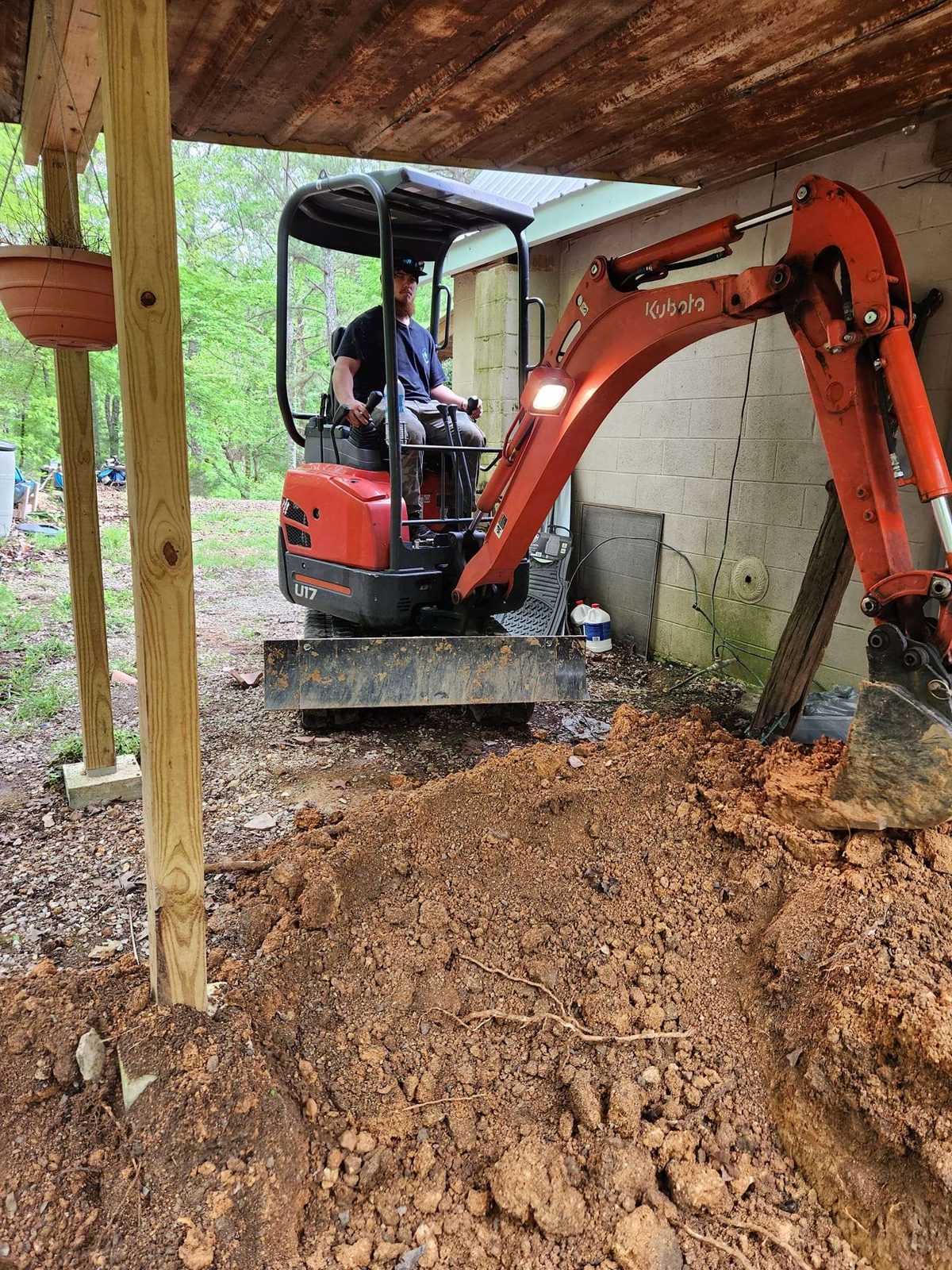 SFI Environmental crew performing septic and wastewater work at a job site in North Alabama